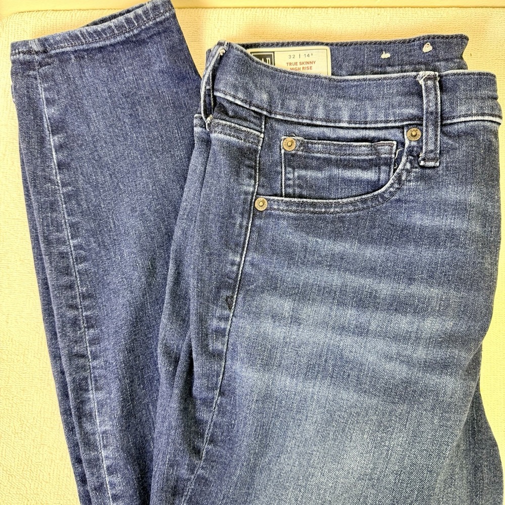 GAP Skinny Jeans Women's 32/14R Blue Fade GapFlex Max Stretch Denim Y2K
